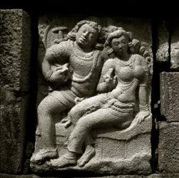 Amanti di Isurumuniya, VI secolo, scultura in stile Gupta