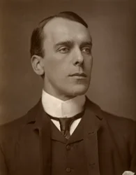ES Willard, attore britannico