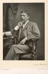George du Maurier (1834-96), artista, caricaturista e romanziere, ritratto fotografico