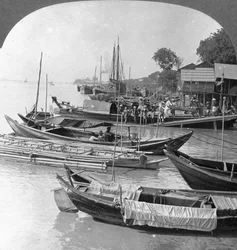 Guardando il fiume Irrawaddy, Rangoon, Birmania, 1908