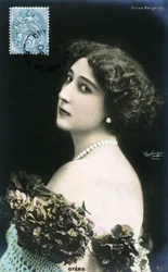 La bella Otero con le follie Bergères, cartolina inizio XX secolo