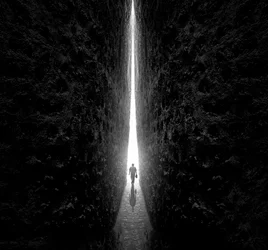 Viaggio solitario verso la luce
