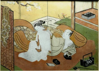 Coppia di amanti sdraiata in un interno con paravento, stampa Nishiki-e di Suzuki Harunobu (1725-circa 1770), circa 1765. 20,6 x 27,8 cm, collezione privata