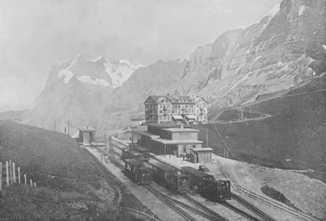 Petite Scheidegg e il Wetterhorn (foto in b/n)