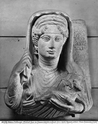 Rilievo funerario di madre e figlio, da Palmira, Siria