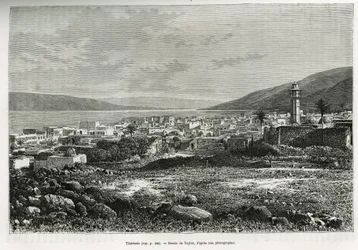 Veduta generale di Tiberiade (Israele). Incisione di Taylor, per illustrare la storia della Siria di oggi, di M. Lortet, decano della Facoltà di Medicina di Lione, incaricato di una missione scientifica dal Ministero dell