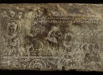 Pannello di pietra inciso che raffigura il racconto Bhojajania Jataka, da Wat Si Chum, Sukhothai, XIV-XV secolo