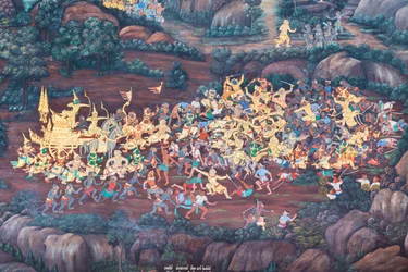 Murale che raffigura scene del Ramayana al Wat Phra Kaeo, il Palazzo Reale, Bangkok, Thailandia