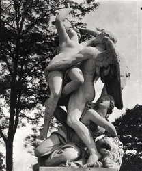 Saturno rapisce Cibele, allegoria della Terra, c.1675-80, fotografato nel Jardin des Tuileries, Parigi, da Adolphe Giraudon