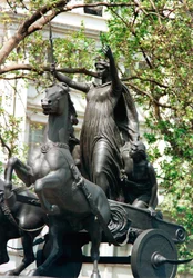 Statua di Boudicca e delle sue figlie su un carro, Thames Embankment, Londra, XIX secolo