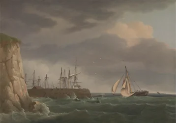 Una nave che entra nel porto con altre imbarcazioni a un molo