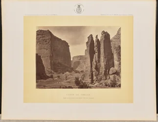 Canyon di Chelle. Pareti del Grand Canyon alte circa 1200 piedi