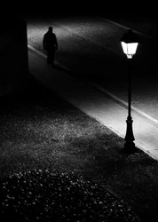 Passeggiata notturna in solitaria
