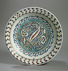 Piatto in pasta di pietra, Iznik, Turchia