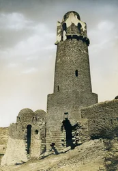 Minareto di al-Mashhad al-Bahari, vicino ad Assuan, Egitto, fotografia di Ugo Monneret de Villard