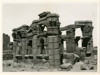 Chiosco romano, Naqa, Sudan, fotografia di Ugo Monneret de Villard
