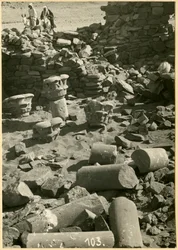 Rovine della chiesa medievale di Serreh, Sitte Gasma, Sudan, fotografia di Ugo Monneret de Villard