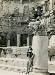 Il ninfeo, città greco-romana di Gerasa (oggi Jerash), fotografia di Ugo Monneret de Villard, 1930 ca.