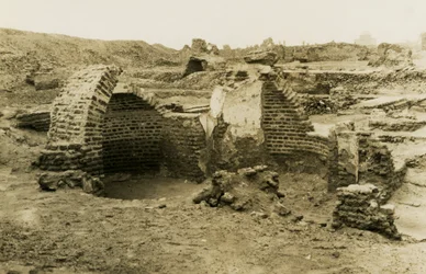 Edificio trilobato, al-Fustat, Egitto, fotografia di Ugo Monneret de Villard