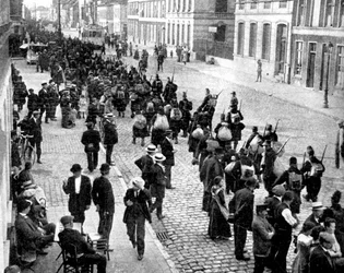 Un reggimento belga si ritira ad Anversa, Prima Guerra Mondiale, 1914