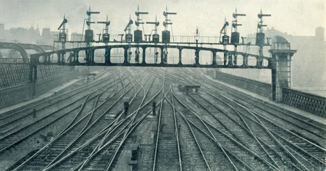 Un ponte di segnali, 1922