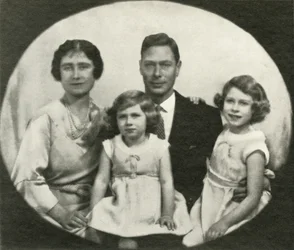 Un gruppo familiare, c1933, 1937