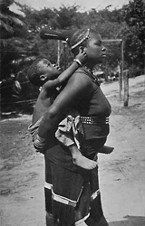 Una donna Zulu e un bambino