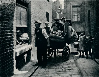 Una mossa a Slumopolis, Londra