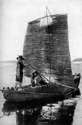 Una nave a vela di giunco, Bolivia