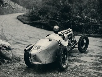 Una sbandata a Shelsey Walsh, 1937
