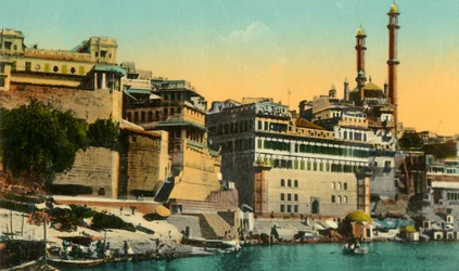 Moschea di Alamgir e Ghat, Benares, c1910