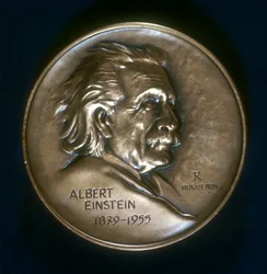 Albert Einstein 1879-1955, fisico matematico, c1979