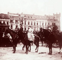 Alberto I ed Elisabetta di Baviera a Liegi, Belgio, c1914-c1918