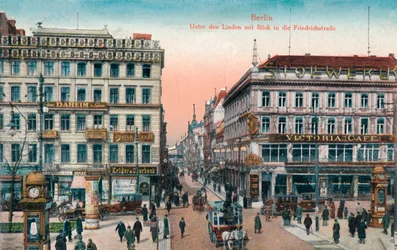 Berlino - Unter den Linden con vista sulla Friedrichstraße, c1900