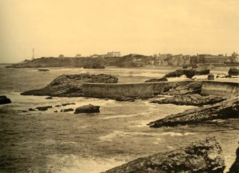 Biarritz - La Digue de la Cafetiere, c. 1930
