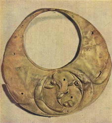 Mezzaluna di bronzo da Llyn Cerrig, Anglesea, 1946