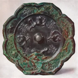 Specchio di bronzo: Dinastia Tang, 618-907
