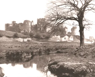 Castello di Caerphilly, Galles, 1894