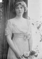 Contessa Anastasia Mikhailovna de Torby, 1914