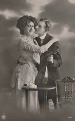 Coppia con mandolino, c1910