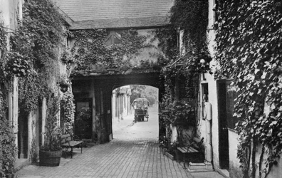 Cortile della locanda Saracens Head, Southwell, Nottinghamshire