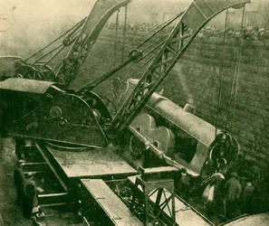 Gru al lavoro dopo un incidente, 1930