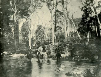 Attraversando il fiume, vicino alle cascate di Buffalo, 1901