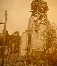 Chiesa danneggiata, c1914-c1918