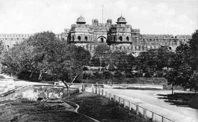 Porta di Delhi, Forte di Agra