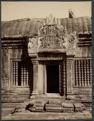 Portale attraverso un recinto interno, Angkor Wat, Cambogia, c. 1880