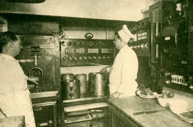 Cucina del treno elettricamente attrezzata, London and North Eastern Railway, 1930