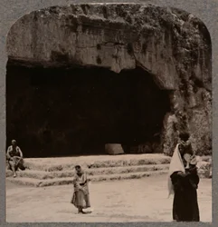 Ingresso alle Tombe dei Giudici, c1900