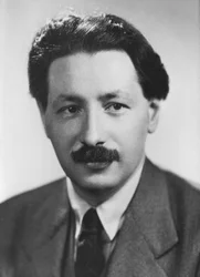 Ernst Boris Chain, biochimico britannico di origine tedesca, c1945