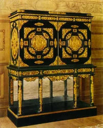 Cabinet fiammingo di ebano con montature dorate, 1938